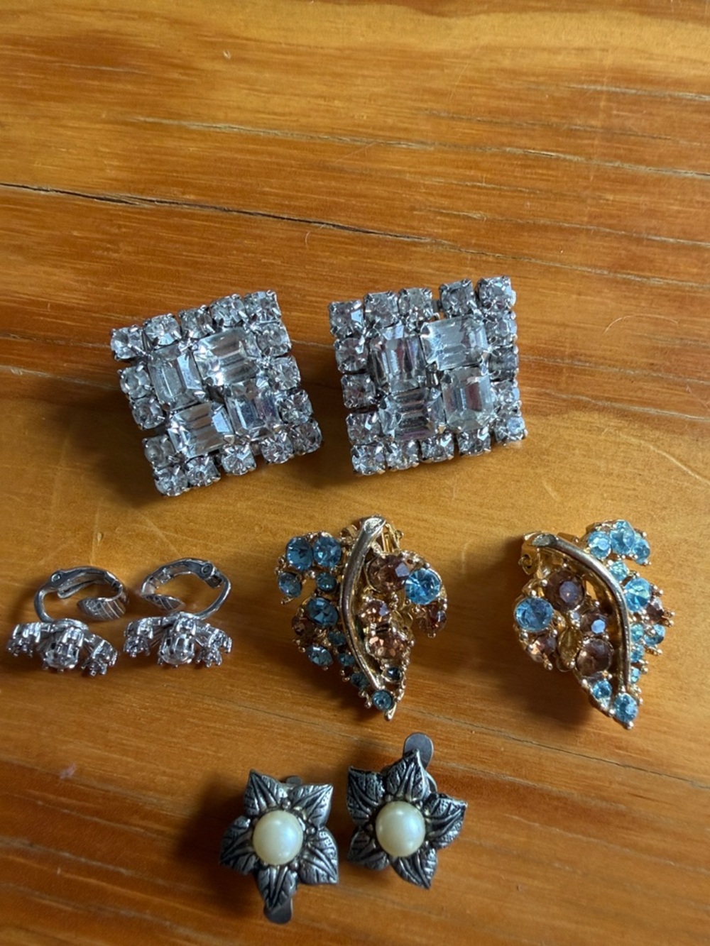 Bundle Women's Clip On Earrings